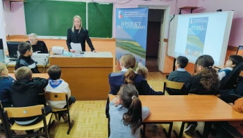 Состоялся цикл кинопоказов в общеобразовательных школах Октябрьского района.