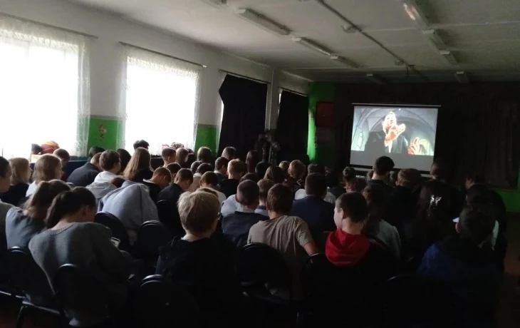 Показ творческо-биографического фильма "Фет - единственный в России"
