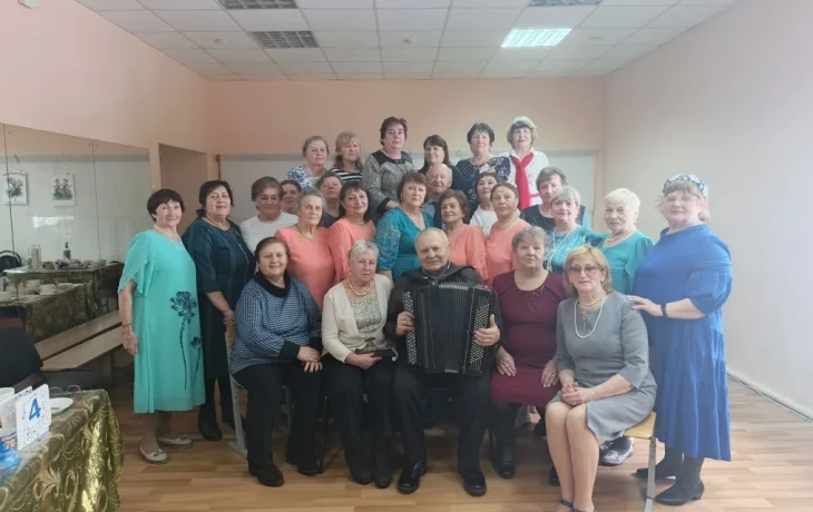 Театрализованное представление "Давайте стареть красиво" Театрализованное представление "Давайте стареть красиво"