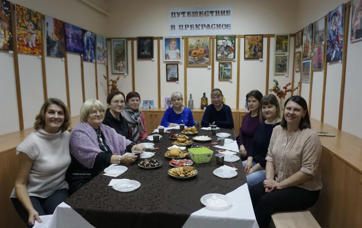 Представляем вашему вниманию видео встречи с мастерами народного творчества МКУК "Октябрьский РДНТ" Представляем вашему вниманию видео встречи с мастерами народного творчества МКУК "Октябрьский РДНТ"