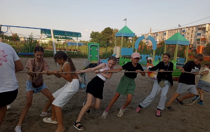 "Дворовые игры объединяют!"