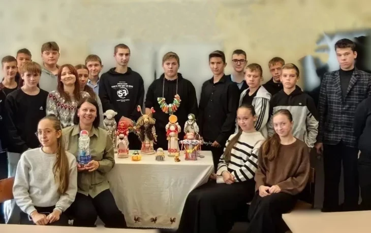 Экскурсия "Не просто игрушка"