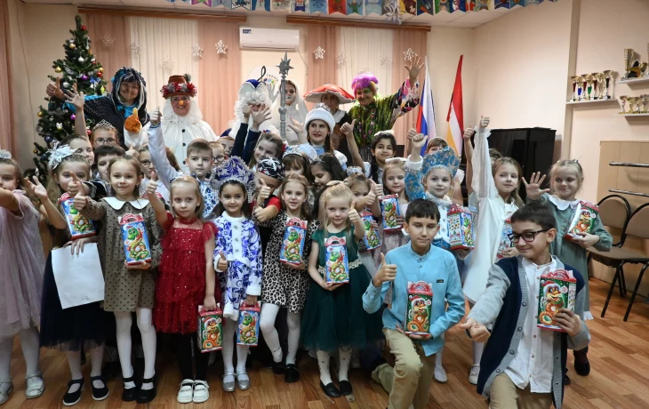 Утренник в Октябрьской ДШИ